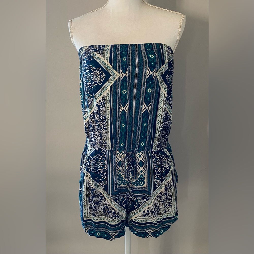 Angie Blue and Green Patterned Apparel